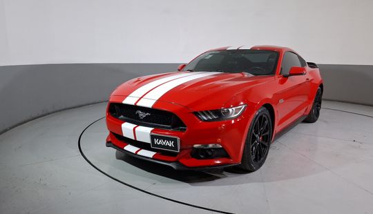 Ford • Mustang