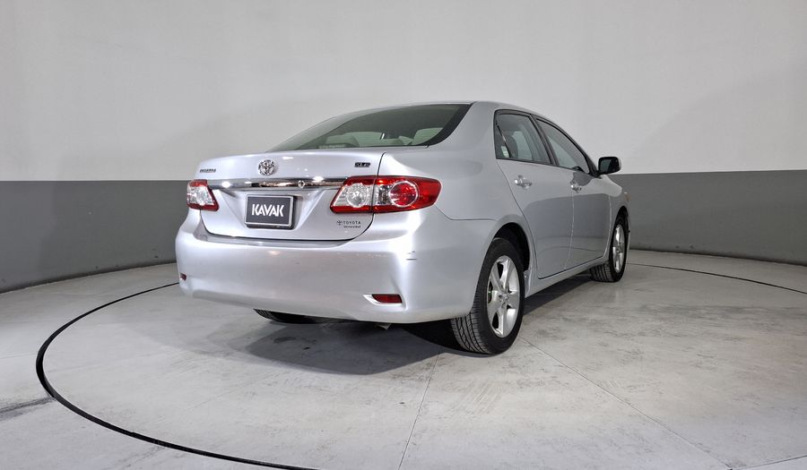 Toyota Corolla 1.8 XLE AT Sedan 2012