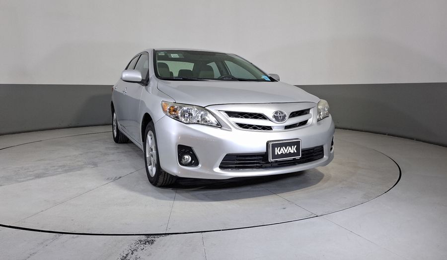 Toyota Corolla 1.8 XLE AT Sedan 2012