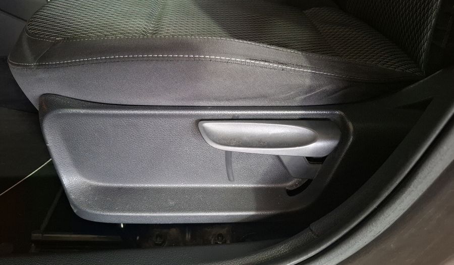 Volkswagen Vento 1.6 HIGHLINE TIPTRONIC Sedan 2017