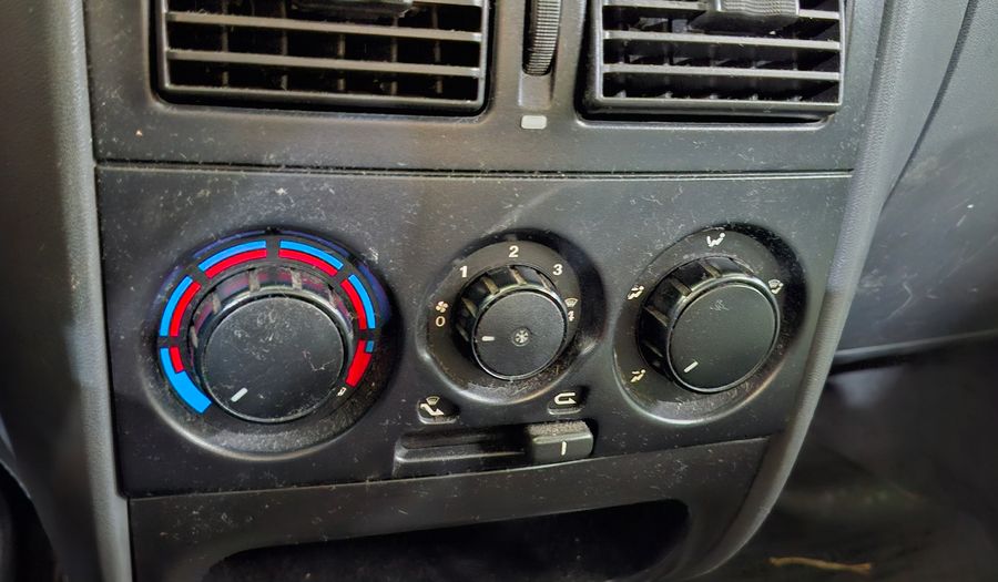 Fiat Palio 1.4 ELX Hatchback 2010