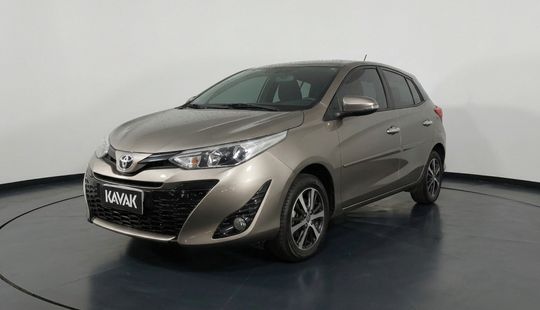 Toyota • Yaris