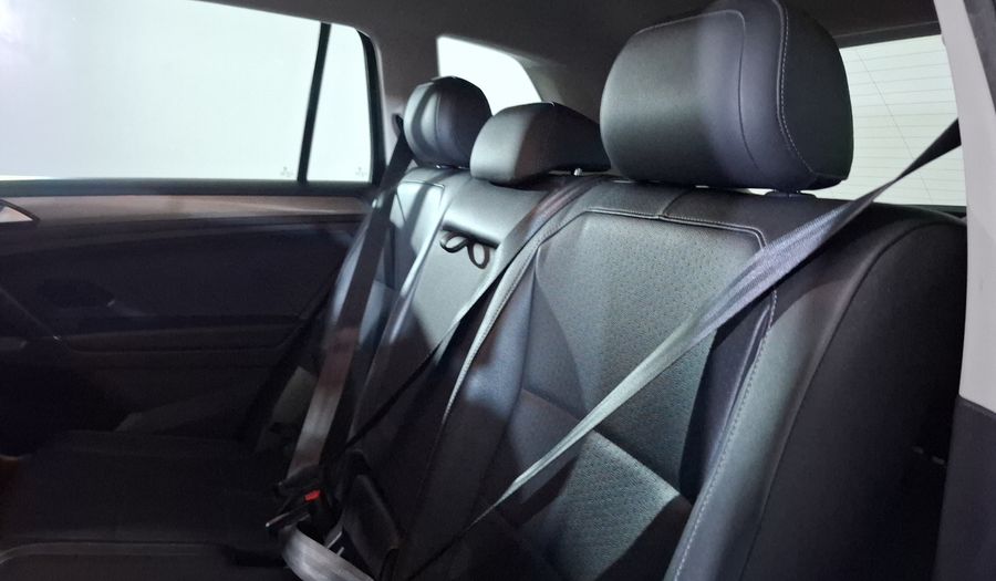 Volkswagen Tiguan 1.4 COMFORTLINE PIEL DCT Suv 2019