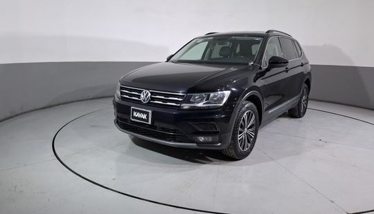 Volkswagen • Tiguan
