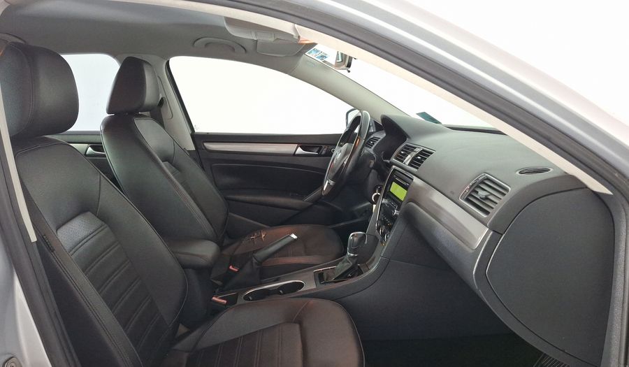 Volkswagen Passat 2.5 SPORTLINE TIPTRONIC Sedan 2015