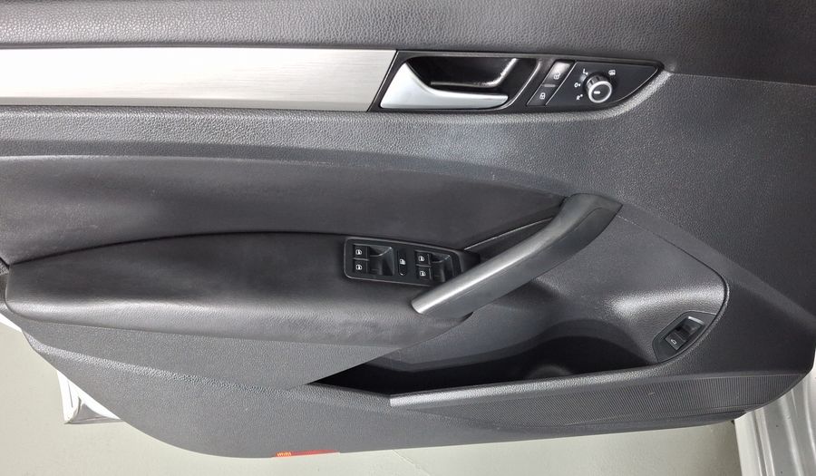 Volkswagen Passat 2.5 SPORTLINE TIPTRONIC Sedan 2015