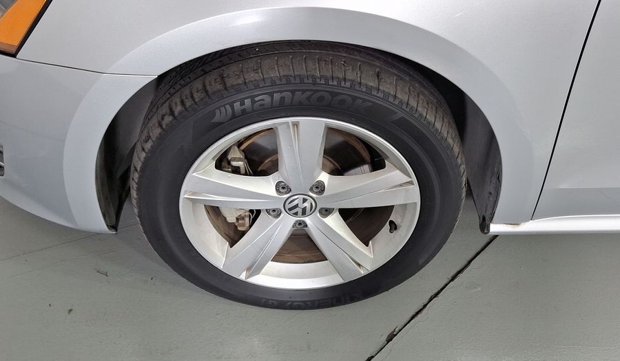Volkswagen Passat 2.5 SPORTLINE TIPTRONIC Sedan 2015