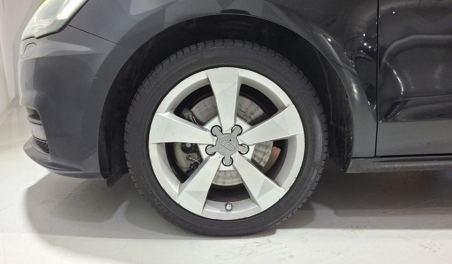 Audi A1 1.4 TFSI EGO S TRONIC Hatchback 2016