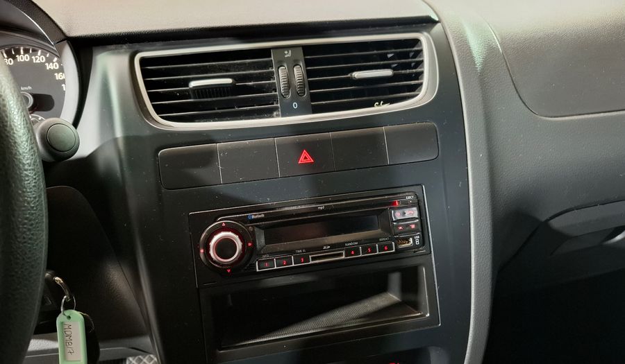 Volkswagen Fox 1.6 COMFORTLINE PACK Hatchback 2013