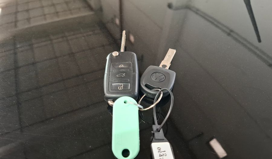 Volkswagen Fox 1.6 COMFORTLINE PACK Hatchback 2013