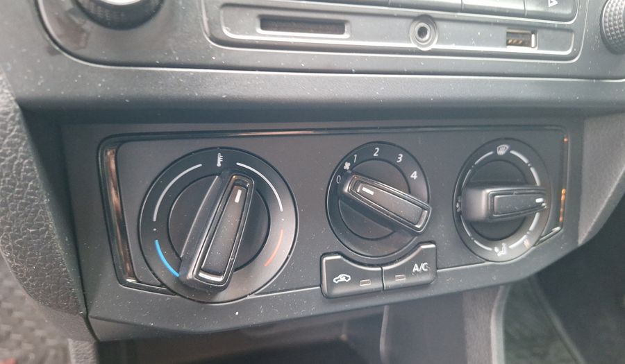 Volkswagen Voyage 1.6 TRENDLINE Sedan 2019