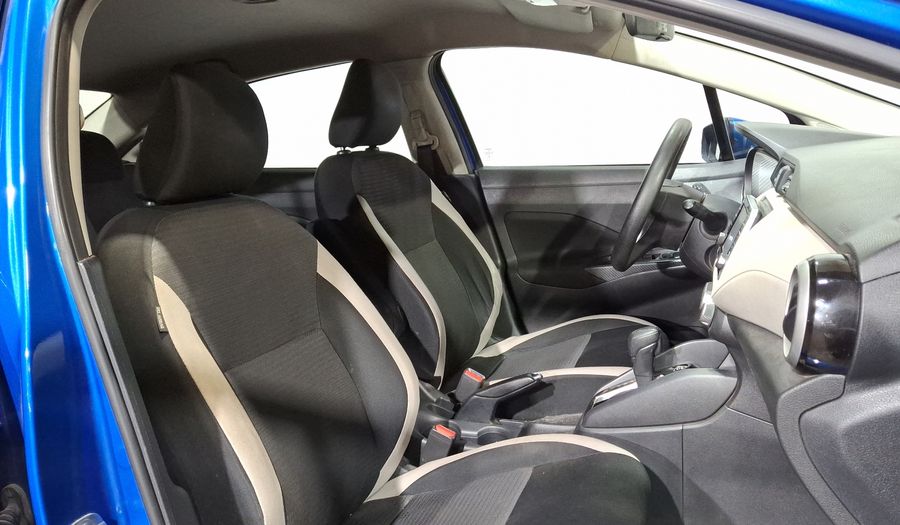 Nissan Versa 1.6 ADVANCE CVT Sedan 2022