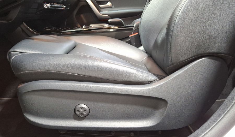 Mercedes Benz Clase A 1.3 200 PROGRESSIVE DCT Sedan 2022