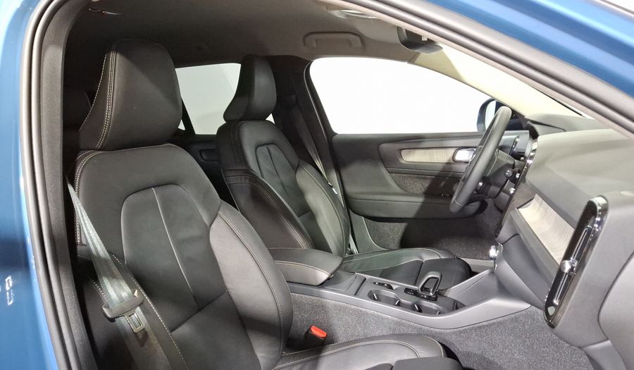 Volvo Xc40 2.0 B4 MHEV PLUS AUTO Suv 2024