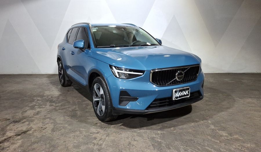 Volvo Xc40 2.0 B4 MHEV PLUS AUTO Suv 2024