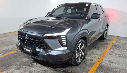 Mitsubishi • Outlander Sport