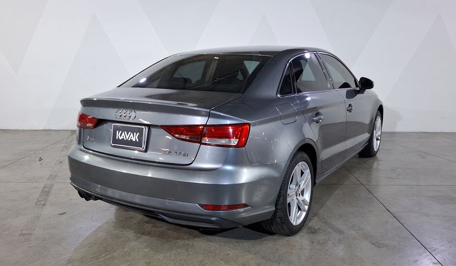 Audi A3 1.4 35 DYNAMIC DCT Sedan 2019