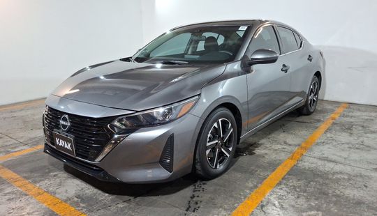 Nissan • Sentra