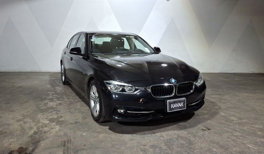 Bmw Serie 3 2.0 320IA SPORT LINE AUTO Sedan 2017