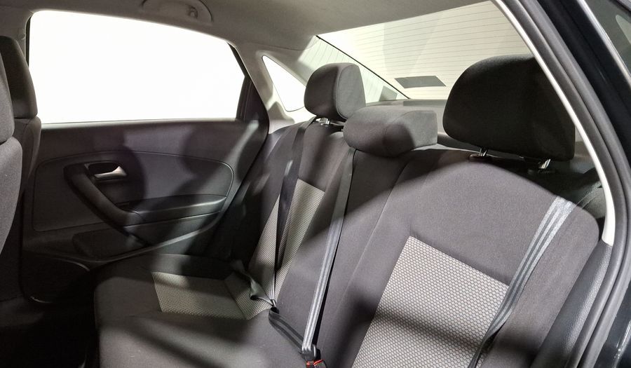 Volkswagen Vento 1.6 STARTLINE AUTO Sedan 2020