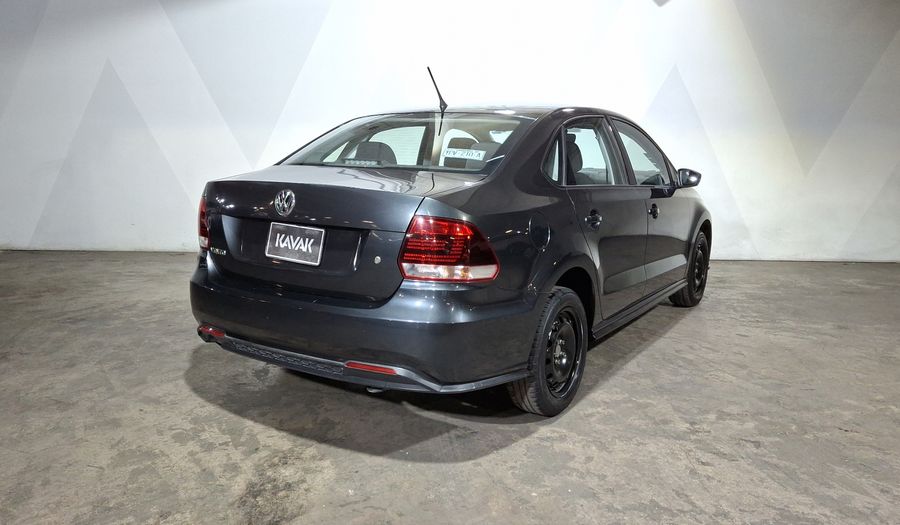 Volkswagen Vento 1.6 STARTLINE AUTO Sedan 2020