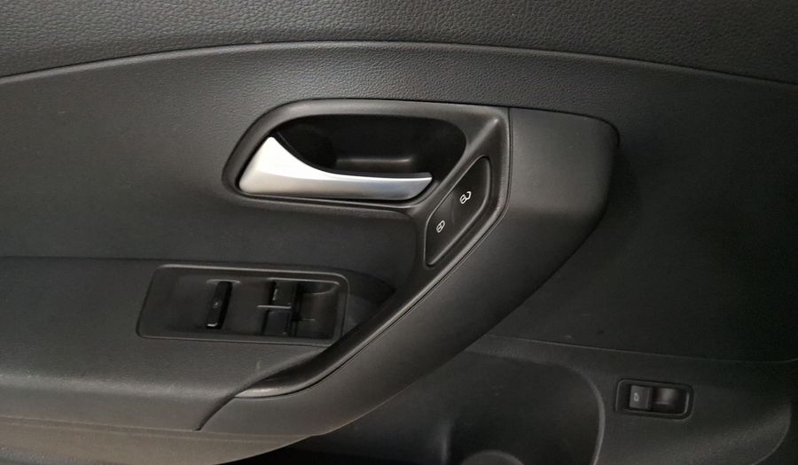 Volkswagen Vento 1.6 STARTLINE AUTO Sedan 2020