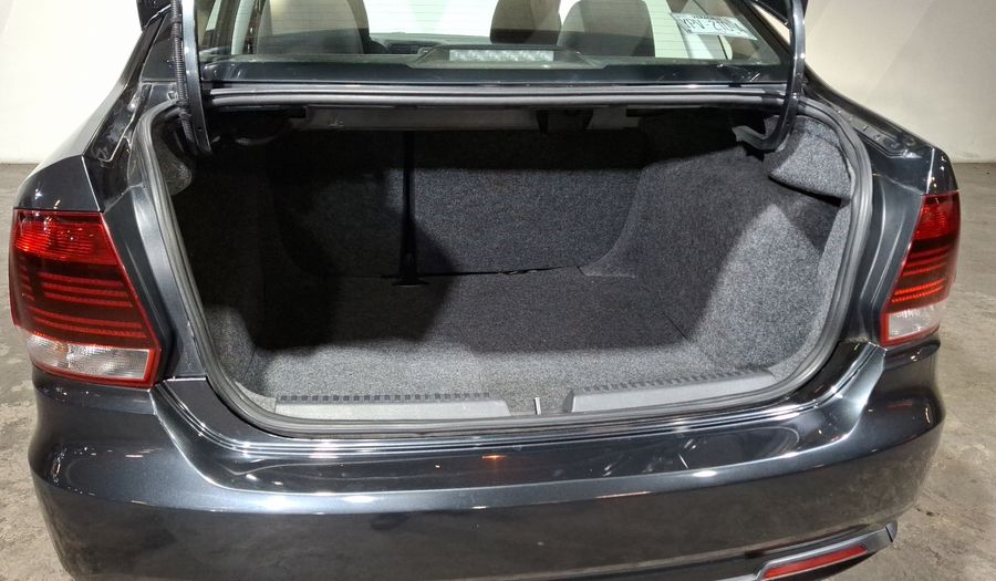Volkswagen Vento 1.6 STARTLINE AUTO Sedan 2020