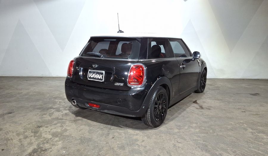 Mini Cooper 1.5 COOPER PEPPER DCT Hatchback 2021
