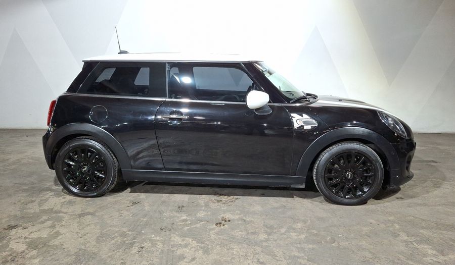 Mini Cooper 1.5 COOPER PEPPER DCT Hatchback 2021
