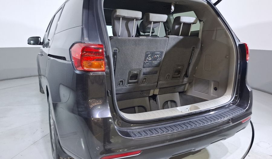 Kia Sedona 3.3 EX AUTO Minivan 2020