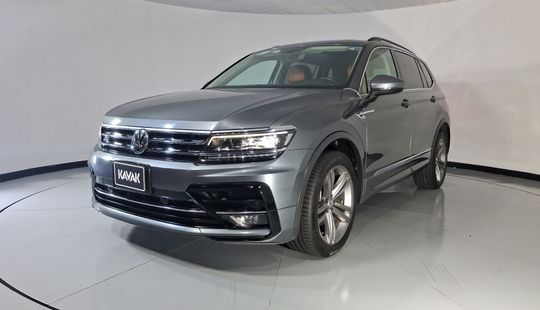 Volkswagen • Tiguan