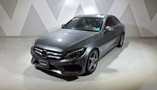 Mercedes Benz • Clase C