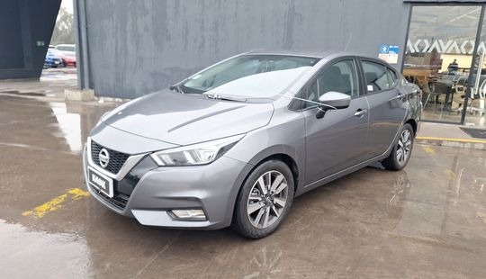 Nissan • Versa