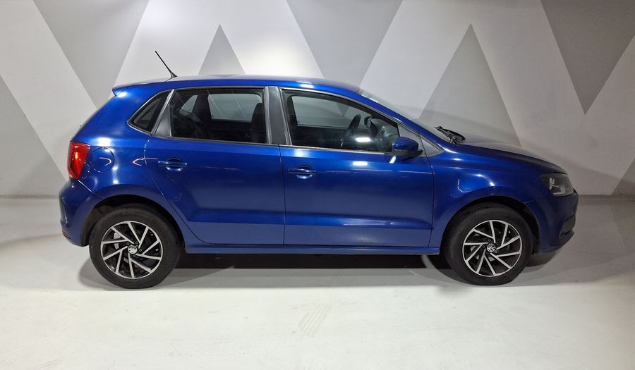 Volkswagen Polo 1.6 STARTLINE Hatchback 2020