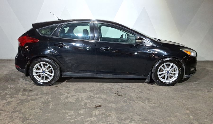 Ford Focus 2.0 SE Hatchback 2017