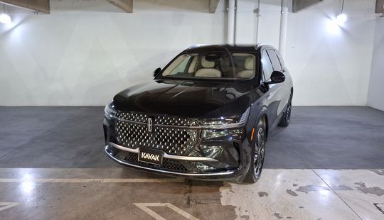 Lincoln • Nautilus