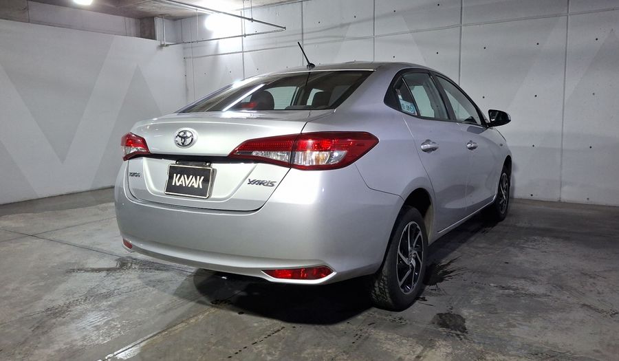 Toyota Yaris 1.5 CORE CVT Sedan 2021