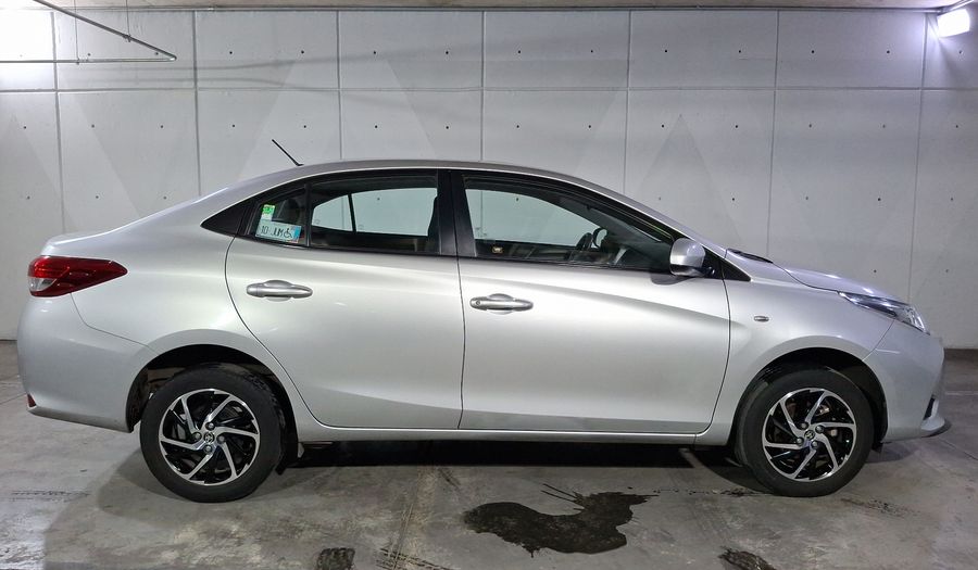 Toyota Yaris 1.5 CORE CVT Sedan 2021