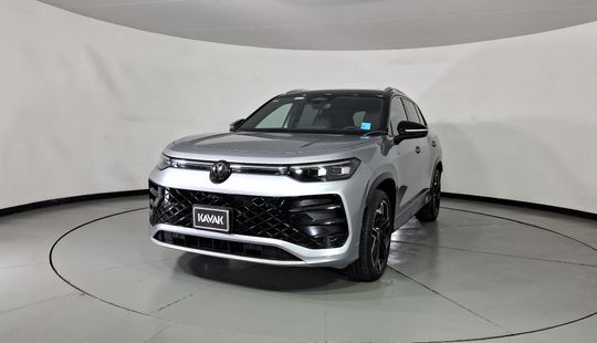 Volkswagen • Tiguan
