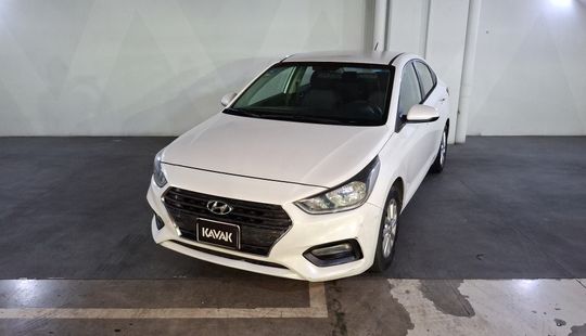 Hyundai • Accent