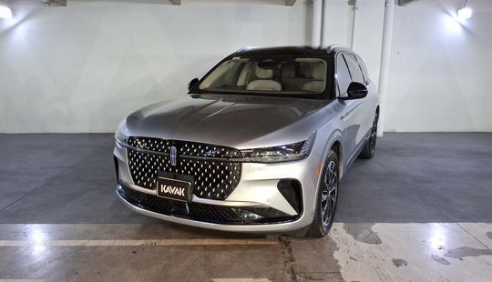 Lincoln • Nautilus