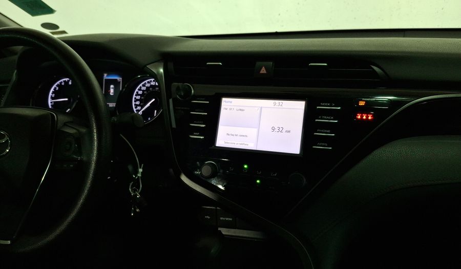 Toyota Camry 2.5 LE AUTO Sedan 2020