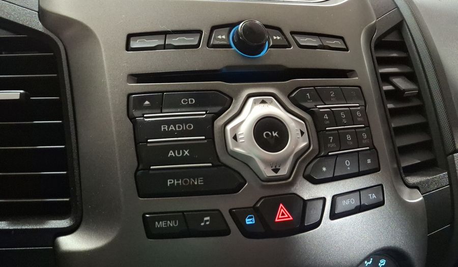 Ford Ranger 2.5 XLT GAS CREW CAB MT Pickup 2015