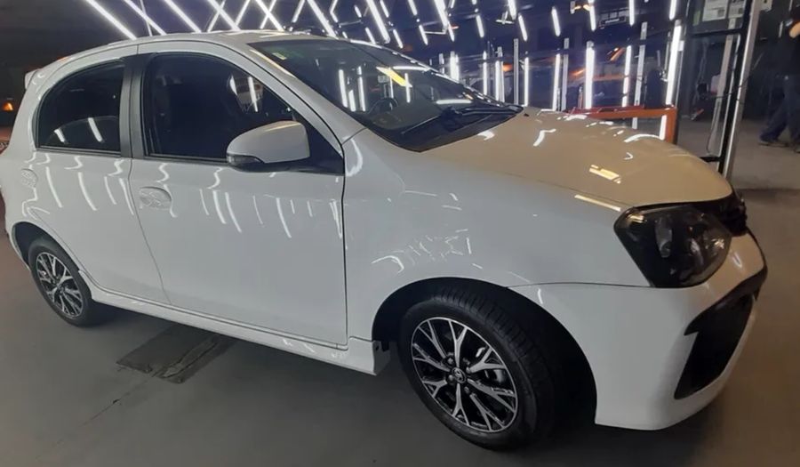 Toyota Etios 1.5 XLS AUTO Hatchback 2021