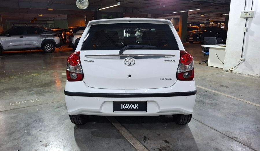 Toyota Etios 1.5 XLS AUTO Hatchback 2021