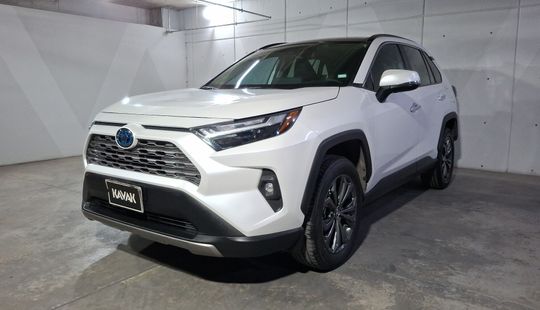 Toyota • RAV4