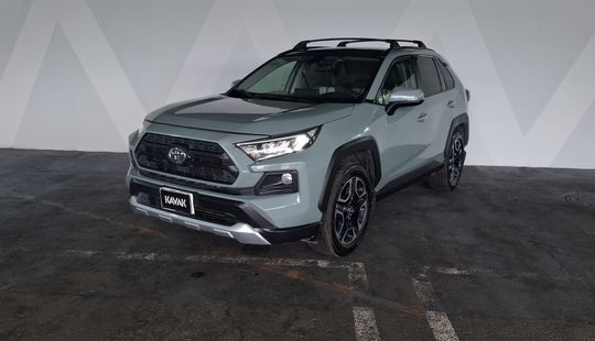 Toyota • RAV4