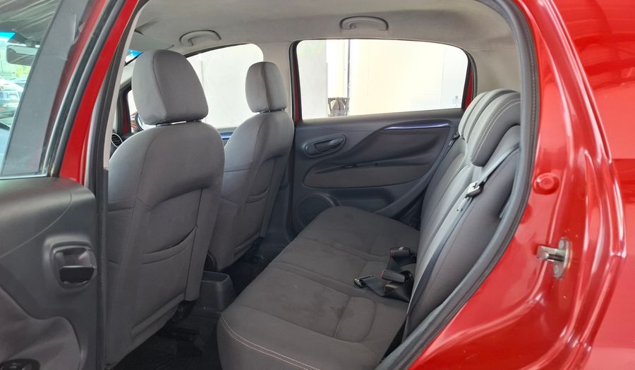 Fiat Punto 1.4 ATTRACTIVE 5P Hatchback 2013