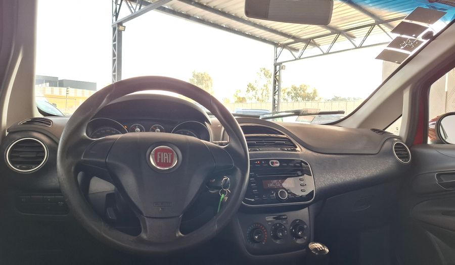 Fiat Punto 1.4 ATTRACTIVE 5P Hatchback 2013