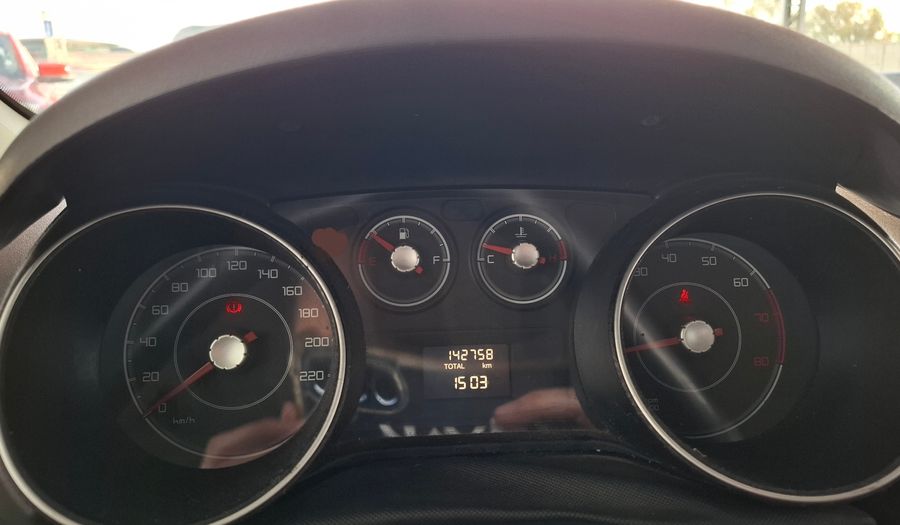 Fiat Punto 1.4 ATTRACTIVE 5P Hatchback 2013